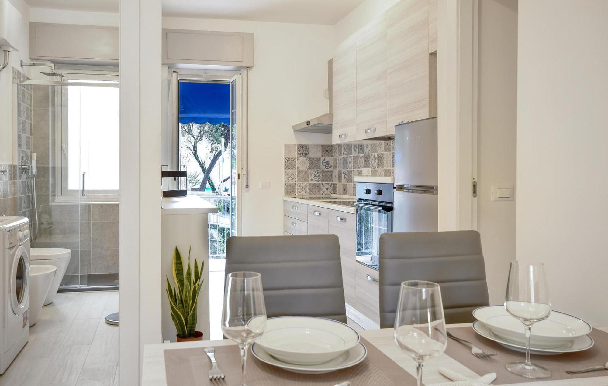 Awesome Apartment In Recco With Wi-Fi ภายนอก รูปภาพ
